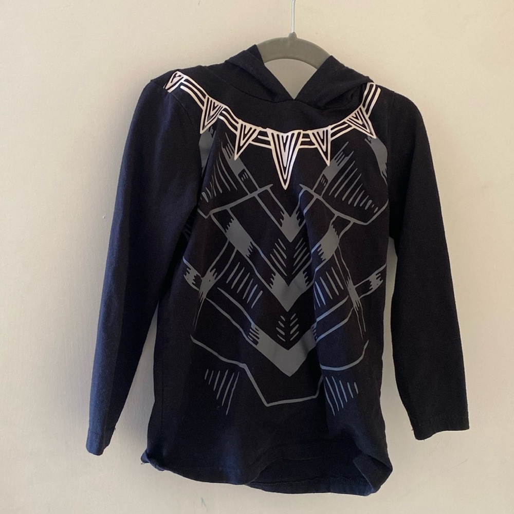 Black panther sweater